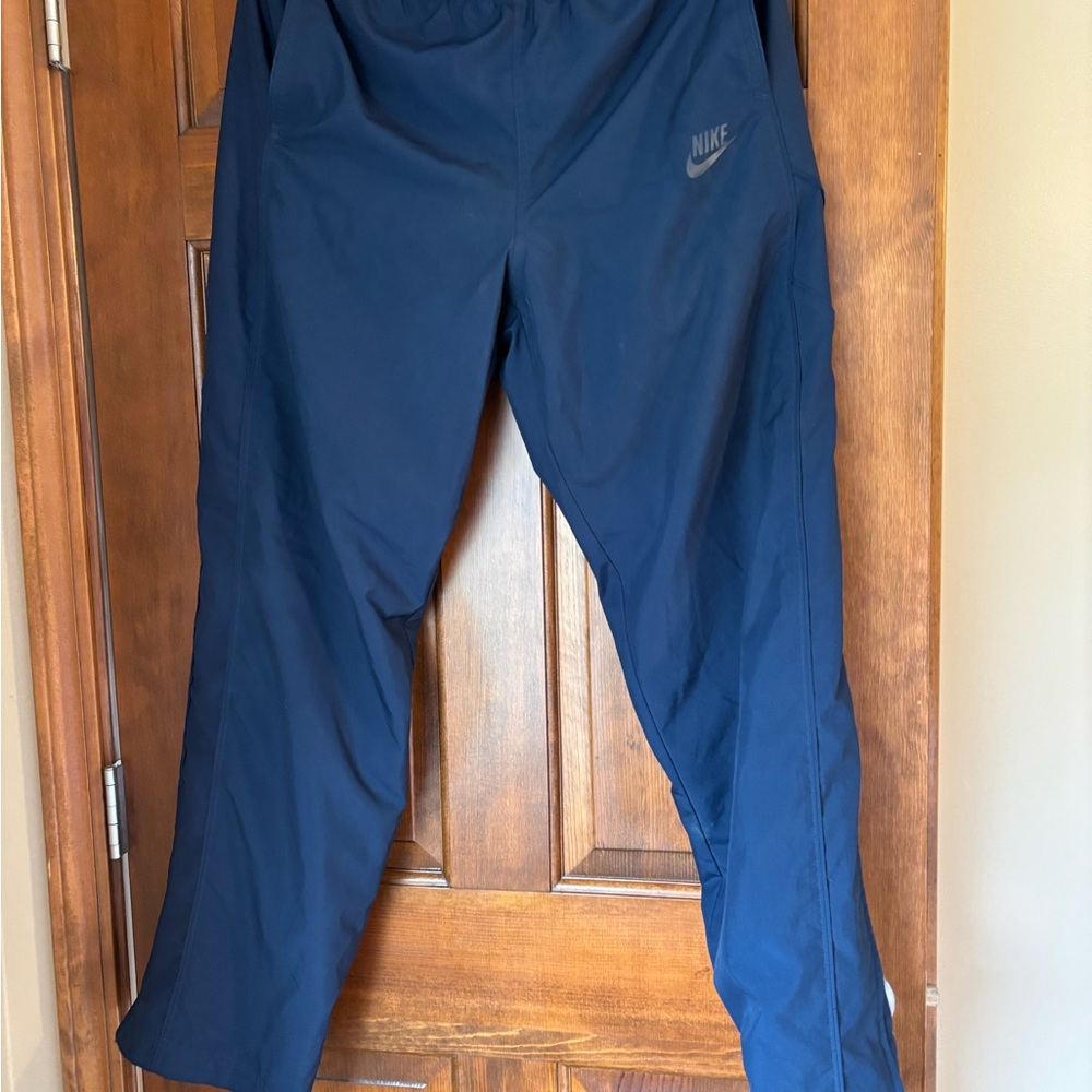 Nike navy sweat pants.